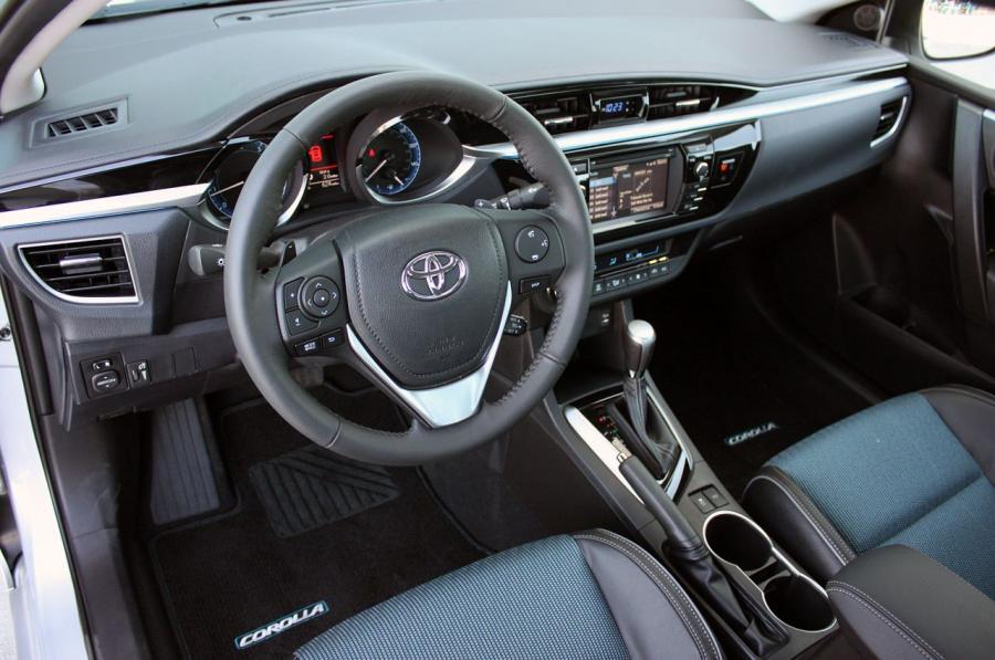  Toyota Corolla 2014 года  (фото 52 из 212)